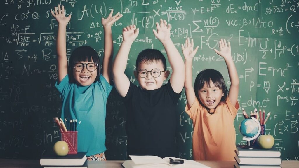 Raise Focused Kids With the Right Tools and Structure